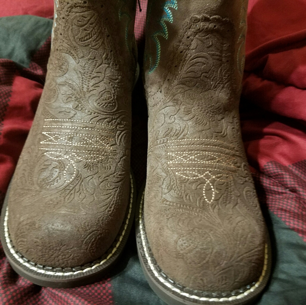 Women's size 10 Ariat Fatbaby Heritage